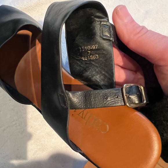 Cathy Jeans Heels Size 7 Black Wedge Open Toe- worn once! - Picture 4 of 4